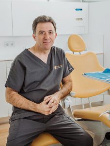 Dr. Daniel Segarra